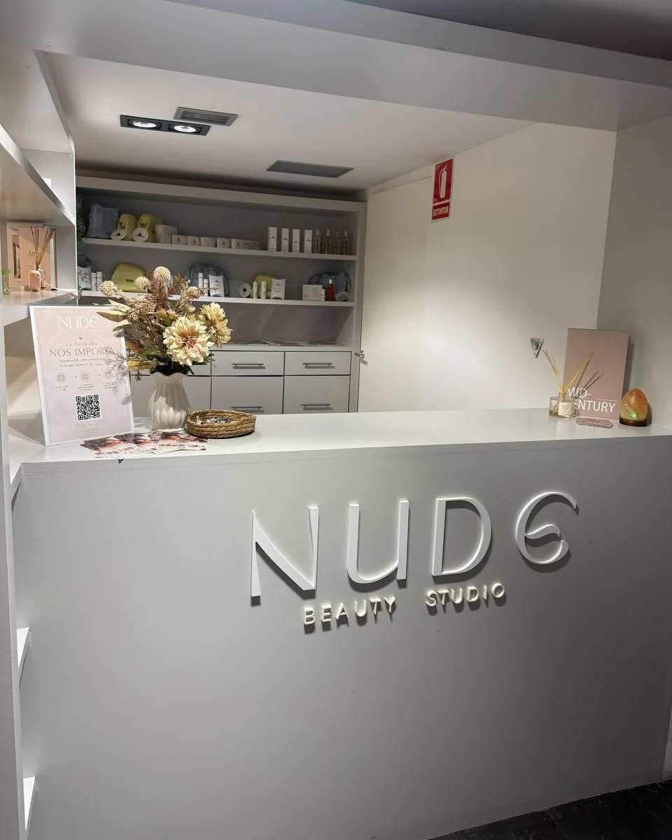 Recepció de Nude Beauty Studio, centre d'estètica a l'Eixample de Barcelona